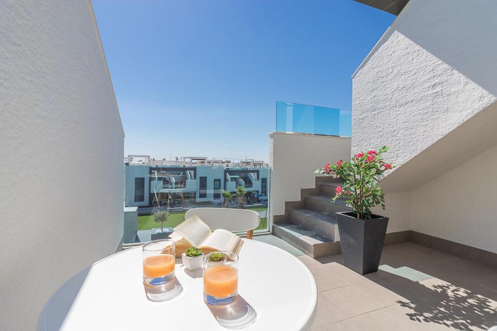 Calle Bullas Topfloor Apartment Torrevieja